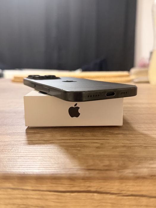 Iphone 16 pro 100% kondycji