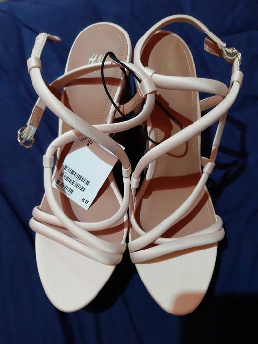 H&m sandaly 42 koturny pudrowe