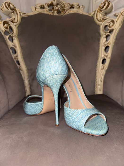 Босоножки 39р . Casadei оригинал