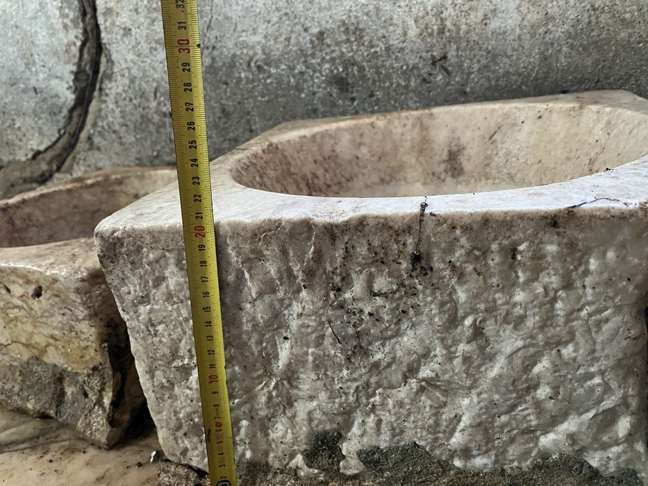 Lavatorios antigos  em pedra