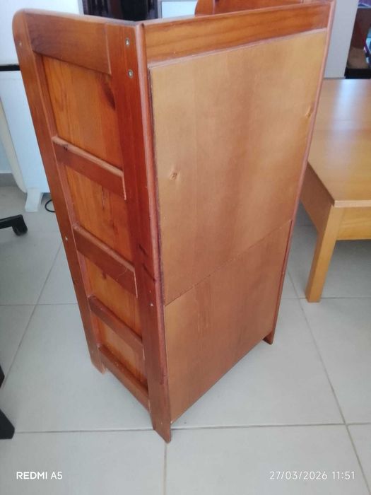 Mini bar / criataleira| madeira maciça