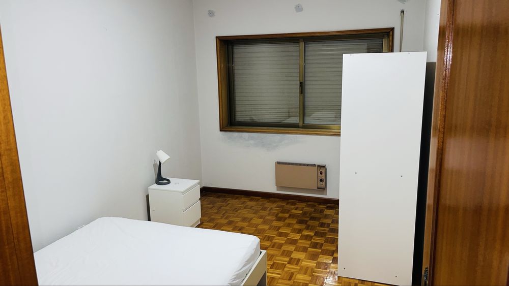 Aluga-se 1 Quartos Completos para trabalhador ou estudantes