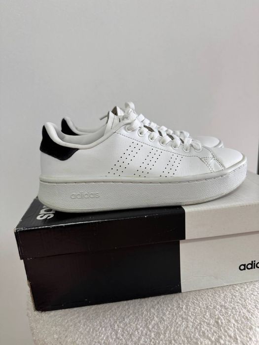 Жіночі кросівки adidas 37розмір, оригінал