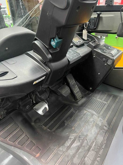 Продається Toyota Tonero 30 SAS — надійний дизельний навантажувач