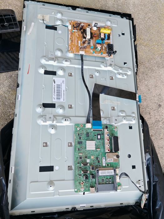Peças TV Samsung UE32E4000WXXC barato