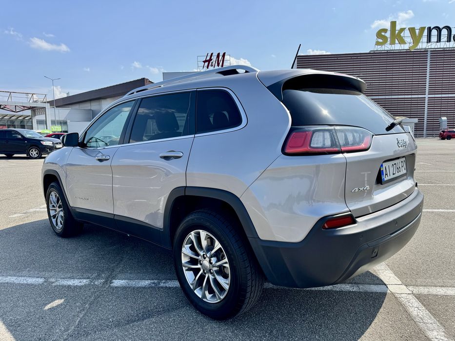 Jeep Cherokee Latitude Plus 2.4 L