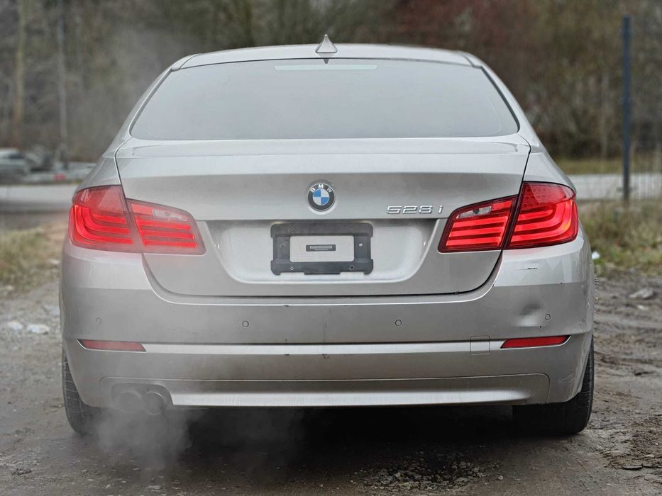 2012r. BMW 528i 2.0 250 koni F10 SPRAWNA NA MIEJSCU po opłatach