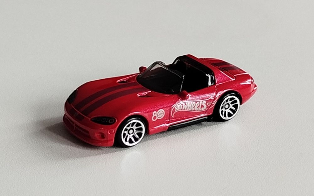 Hot Wheels Dodge Viper RT/10