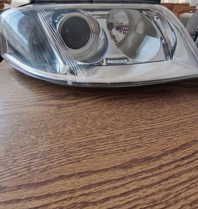 Фари Passat B5+ заклеєні захисною плівкою+Led