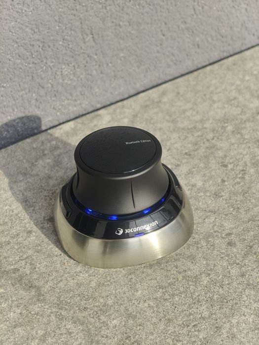 Space Mouse wireless bluetooth edition manipulator 3d Connexion