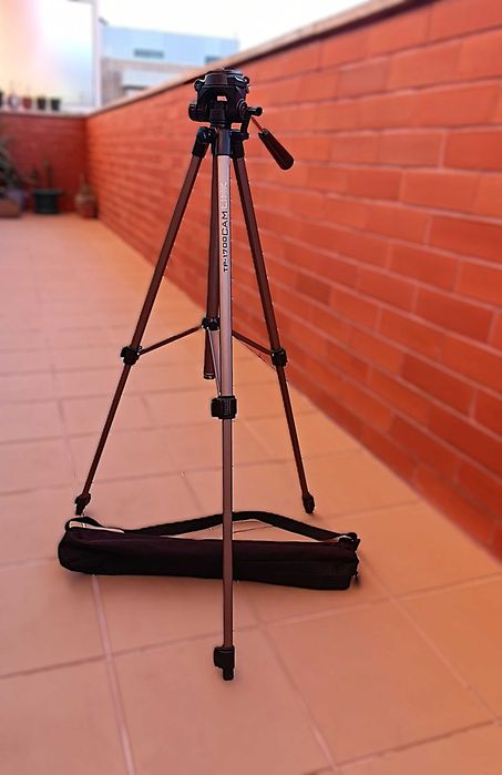 Tripé Profissional CamLink TP-1700 com Saco de Transporte