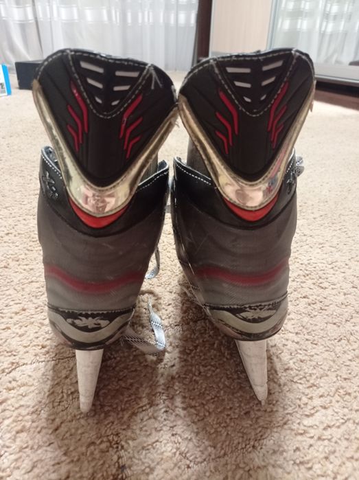 Хоккейные коньки BAUER X6.0