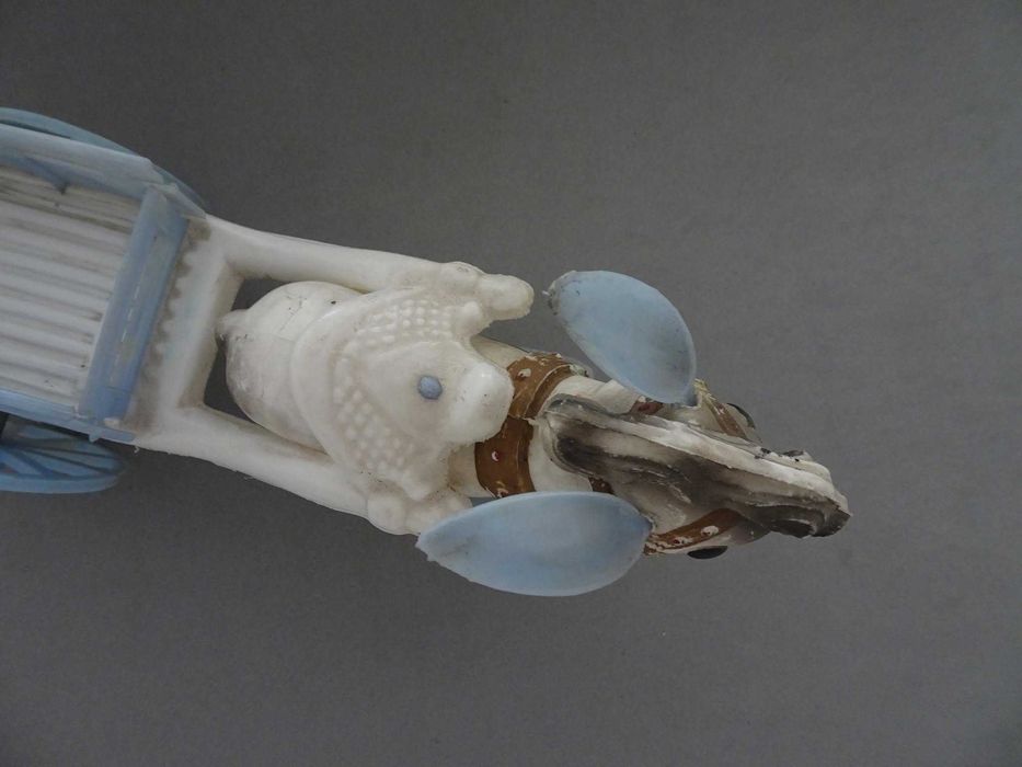 Antigo brinquedo português carroça