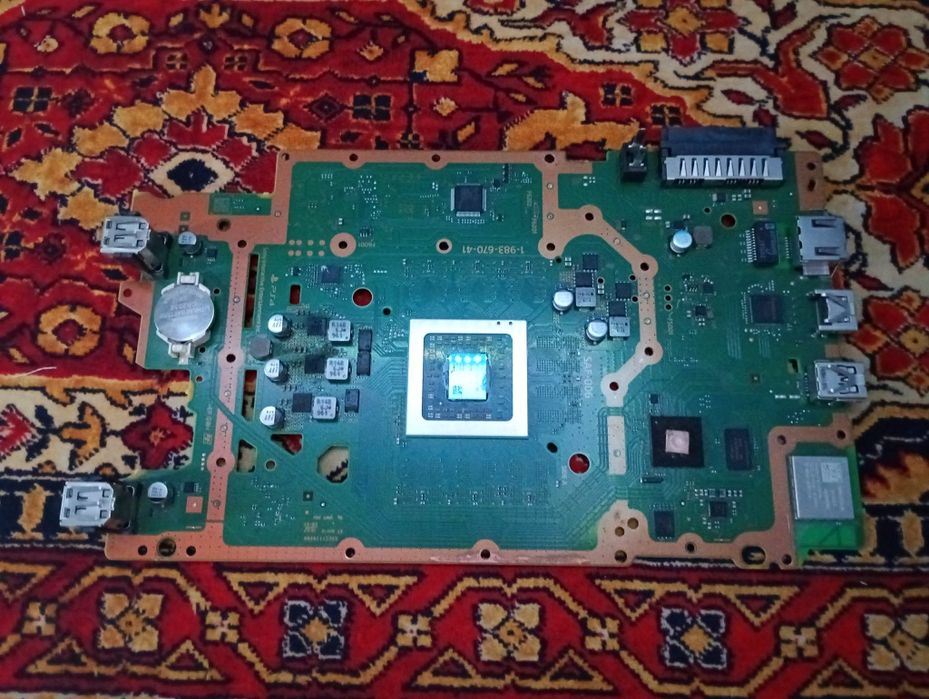 Części od Ps4 slim