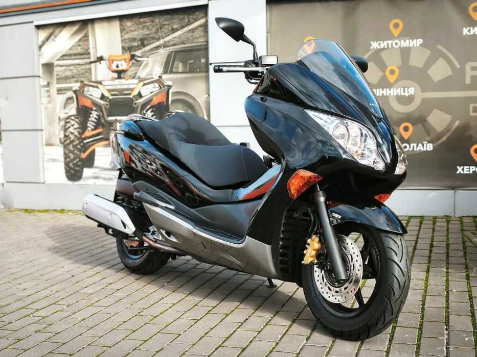 Макси-Скутер Honda Forza 250 Z MF10 ABS  2011рік пробіг: 20 909 км