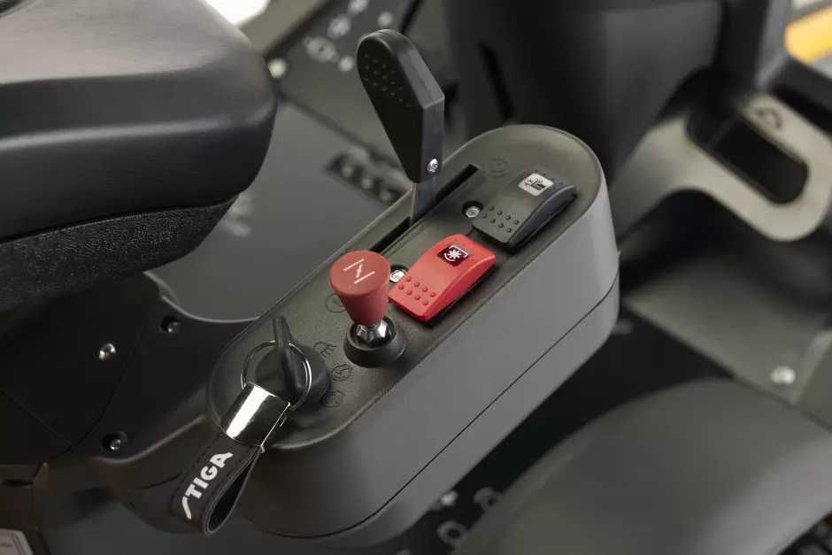 Traktorek Stiga PARK 500 W Hydro + Deck 100Q Plus -Baras