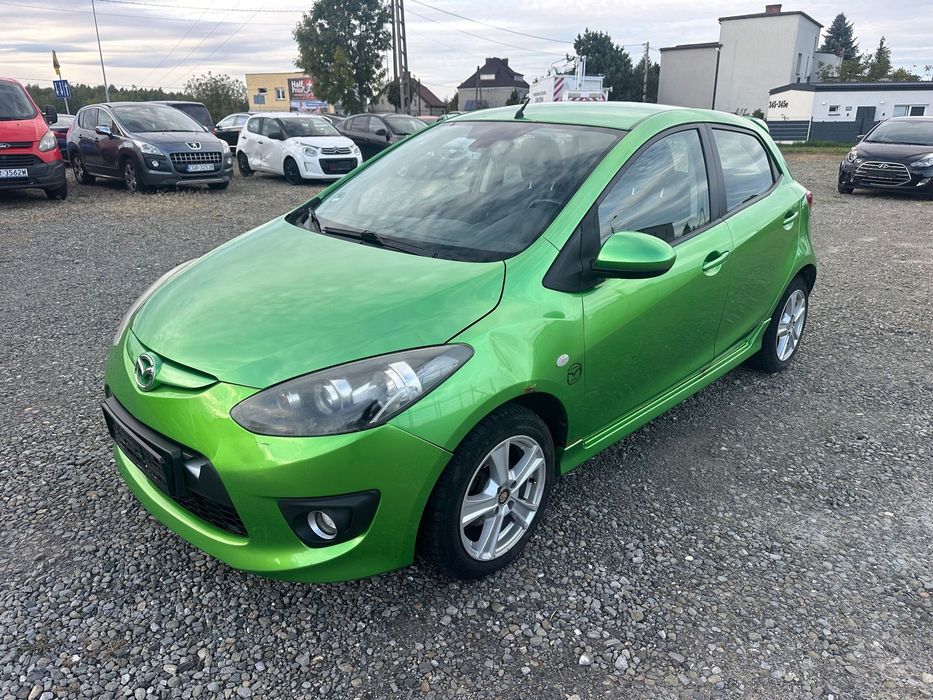 Mazda 2