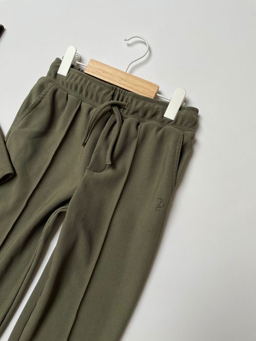 104 110 George Billie Faiers komplet prążkowany tshirt joggersy khaki