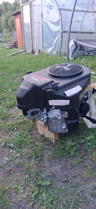 Sprzedam silnik kawasaki FS481V do kosiarki traktorka