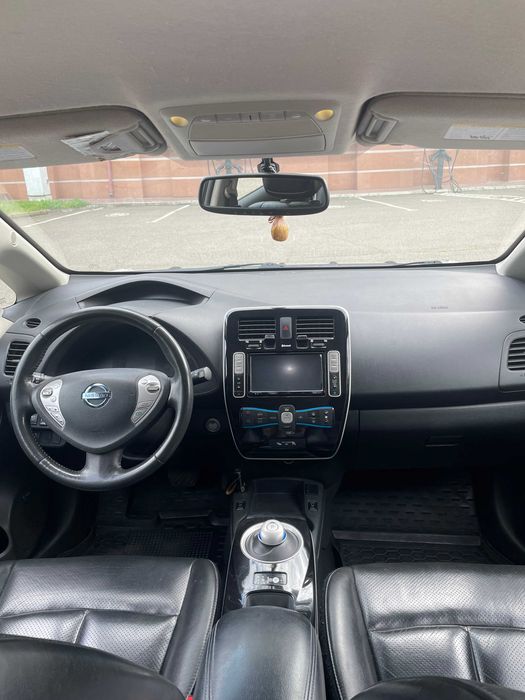 Nissan Leaf SL 2017 г.
