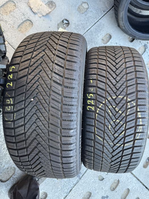 Nowe opony demo wielosezonowe 235/45/18 Mazzini 2 sztuki 26r