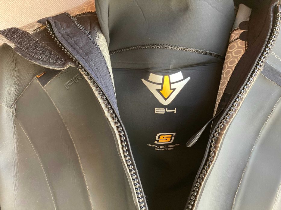 Fato Pryde Neoprene (Novo)
