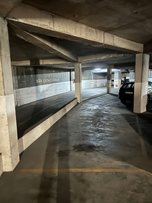 Garagem Rua de Vilar
