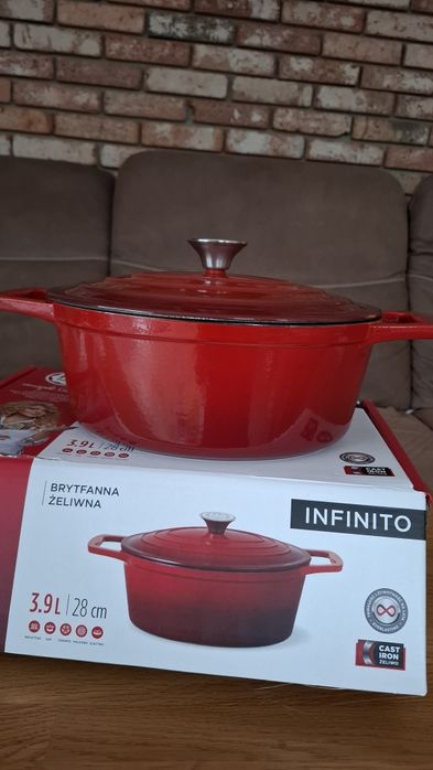 Żeliwna brytfanna  Infinito