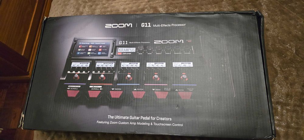 Pedaleira Zoom G11 / Processador multi-efeitos p/Guitarra  Elétrica