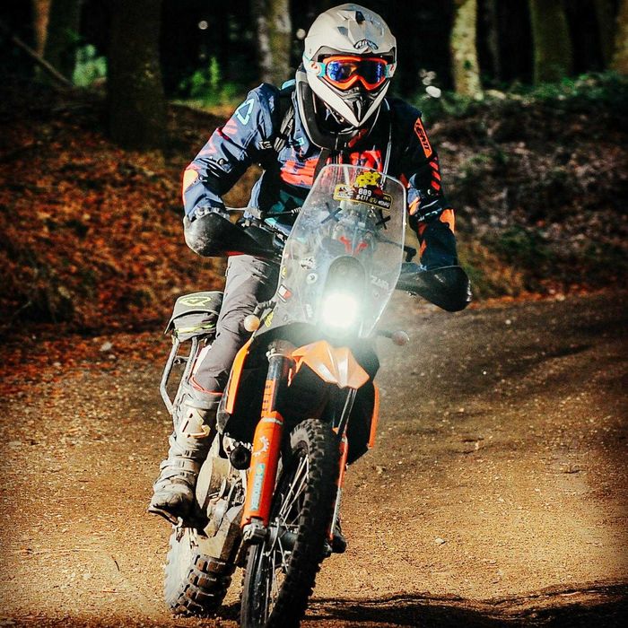 Esta é mota da tua vida!!  KTM 690 Enduro de 2009