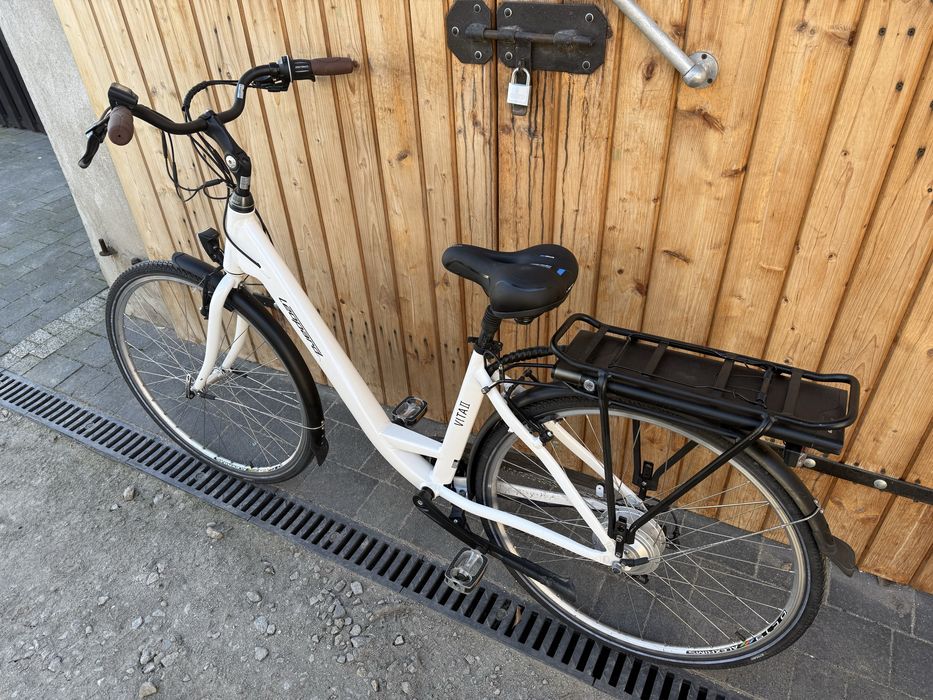 Rower Elektryczny LEOPARD miejski damski Gazelle Bafang 36 V biały S M