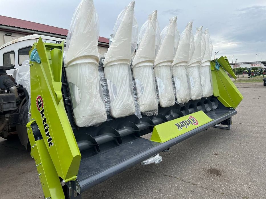 Кукурудзяна жатка Claas Akturk Fantini Dominoni 2025