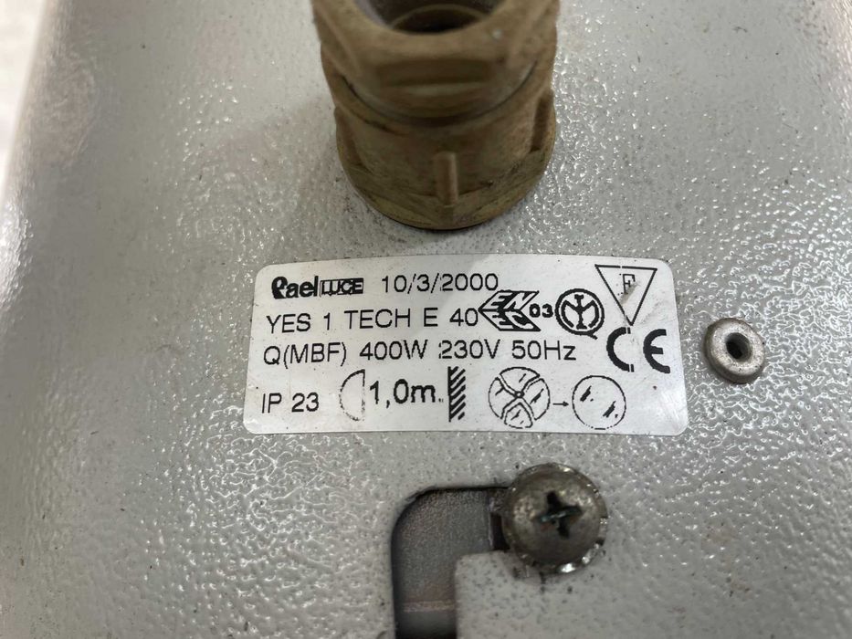 Candeeiros industriais