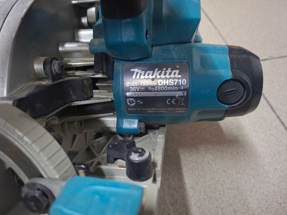 pilarka makita dhs710