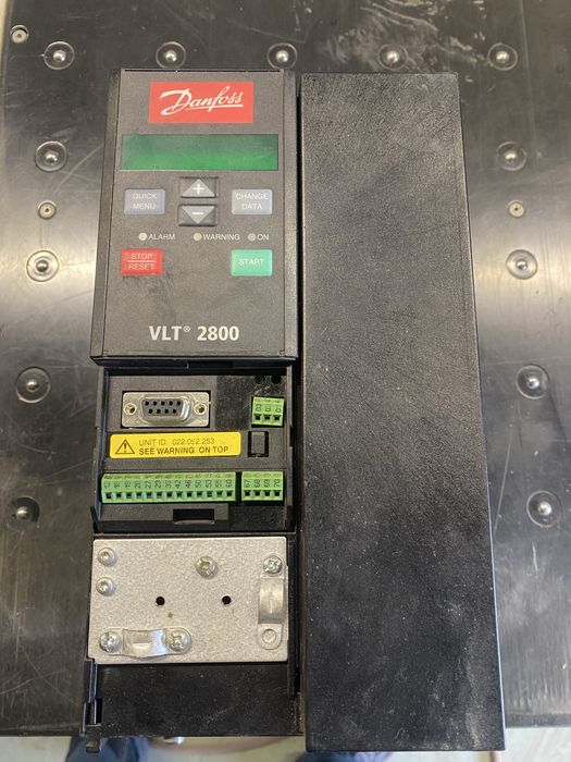 Частотний перетворювач Danfoss VLT2800
