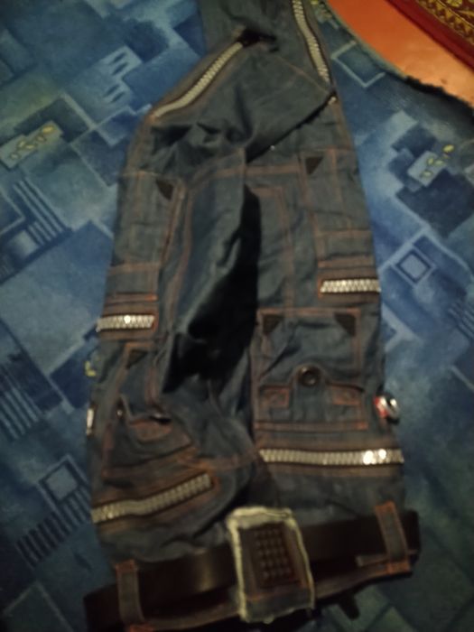 Продаю штани джинси