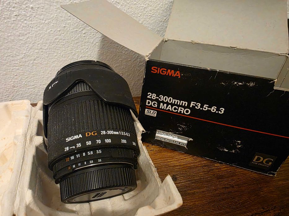 Lente Sigma 28-300mm DG Macro – Versátil p/ Viagem – Excelente Estado