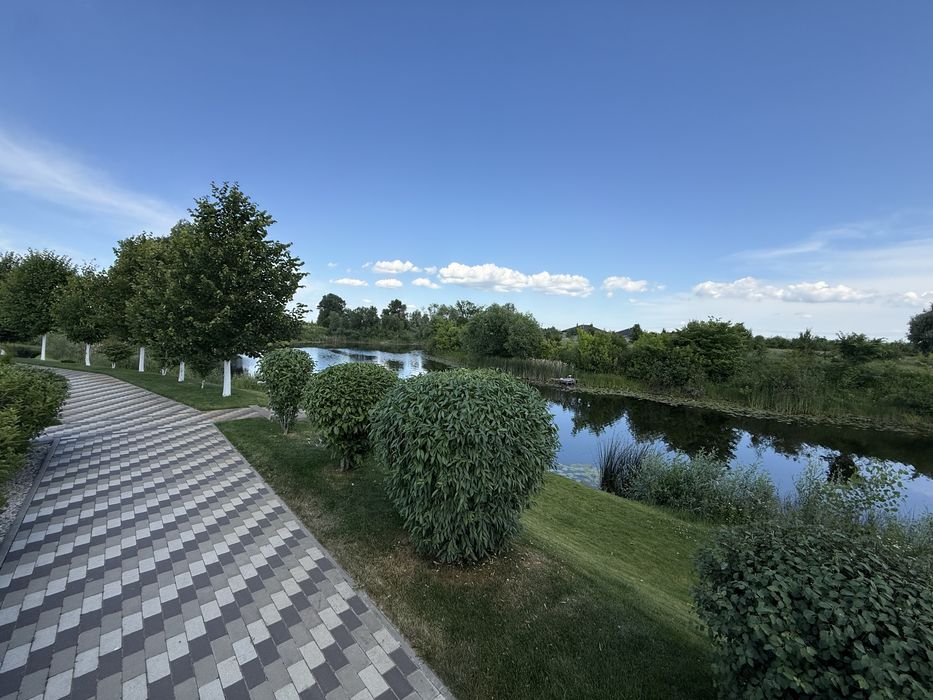 Свій вихід до води / закрите котеджне містечко / світло / газ / асфальт / 15 хв від Києва