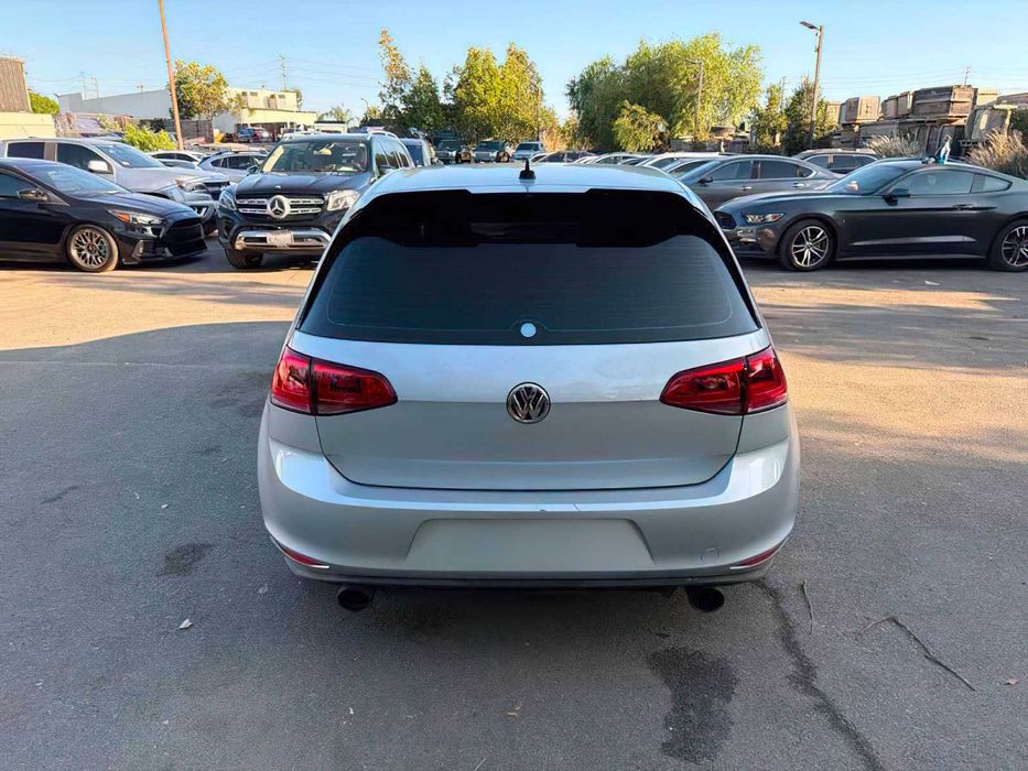 Volkswagen Golf GTI S      2015