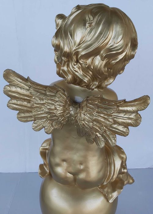 Anioł Aniołek na Kuli Figura Amor Poliston Dzień Kobiet Prezent