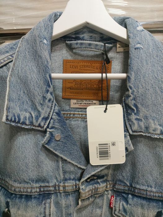 Джинсона куртка Levis, розмір L, НОВА