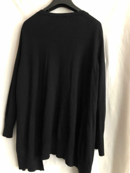 Sweter czarny 52