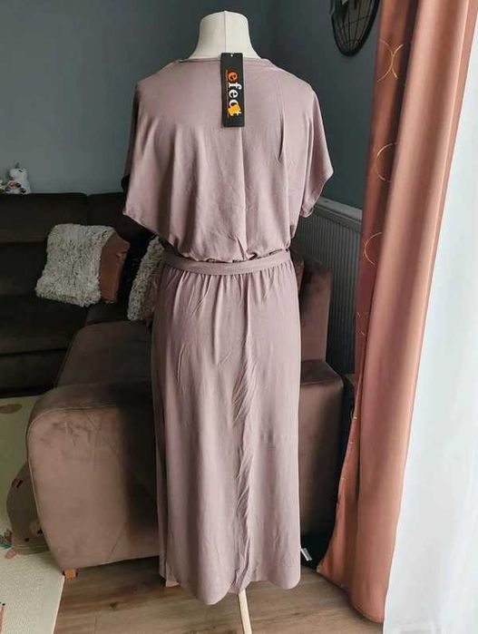 Fioletowa sukienka maxi z rozcięciami Efect