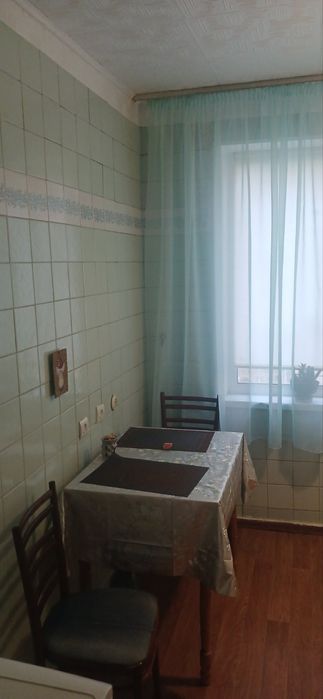 Продам 3-ком. квартиру в Оболонском районе. Ул. Дубровицкая 8.