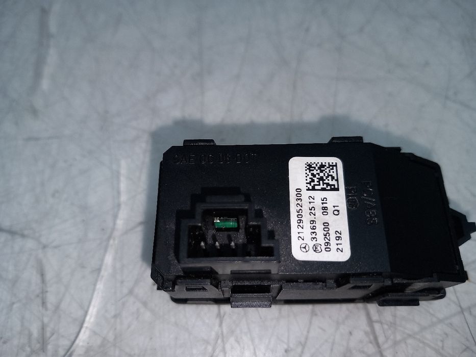 Botão / interruptor 4 piscas MERCEDES-BENZ Classe E (W212)