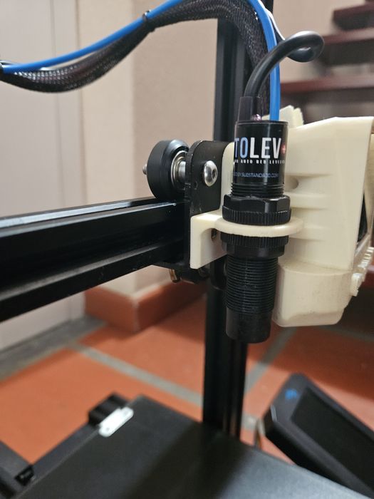 Creality Ender 3 V2 - Impressora 3D