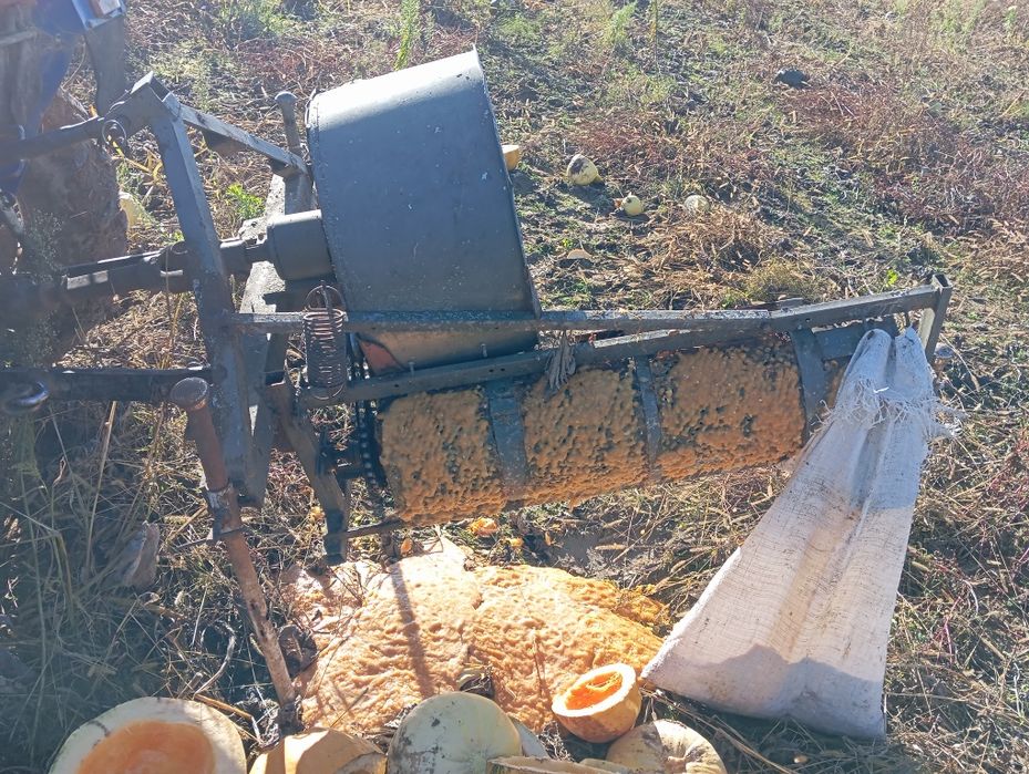 Гарбузовий комбайн (міні)