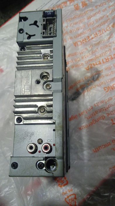 Автомагнитола оригинальная Panasonic CQ-C1305W - CD/MP3-автомагнитола