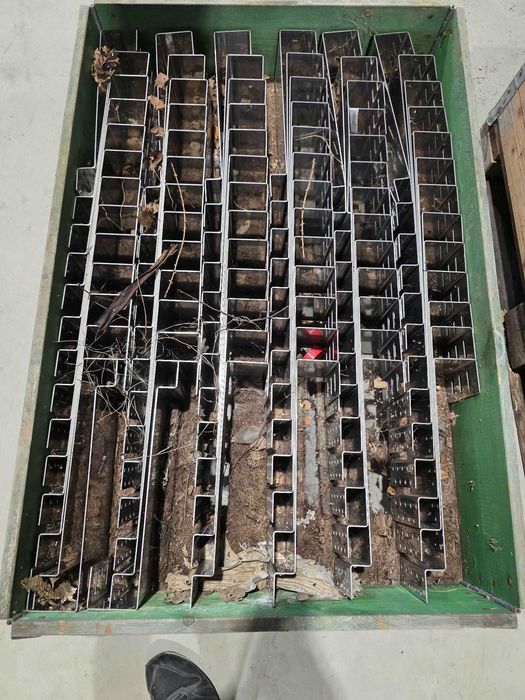 System montażowy uchwyt pod karpiówkę ze stali konstrukcyjnej w powłoce cynkowo magnezowej Keno K-44