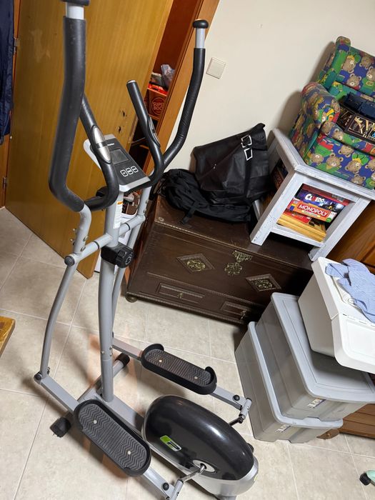 Pro Form Elliptical64585548563074120